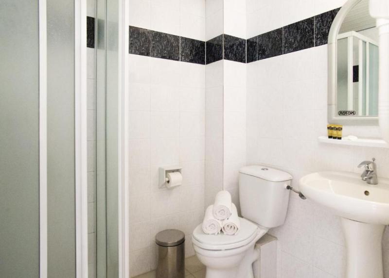 Xenios Loutra Beach Hotel