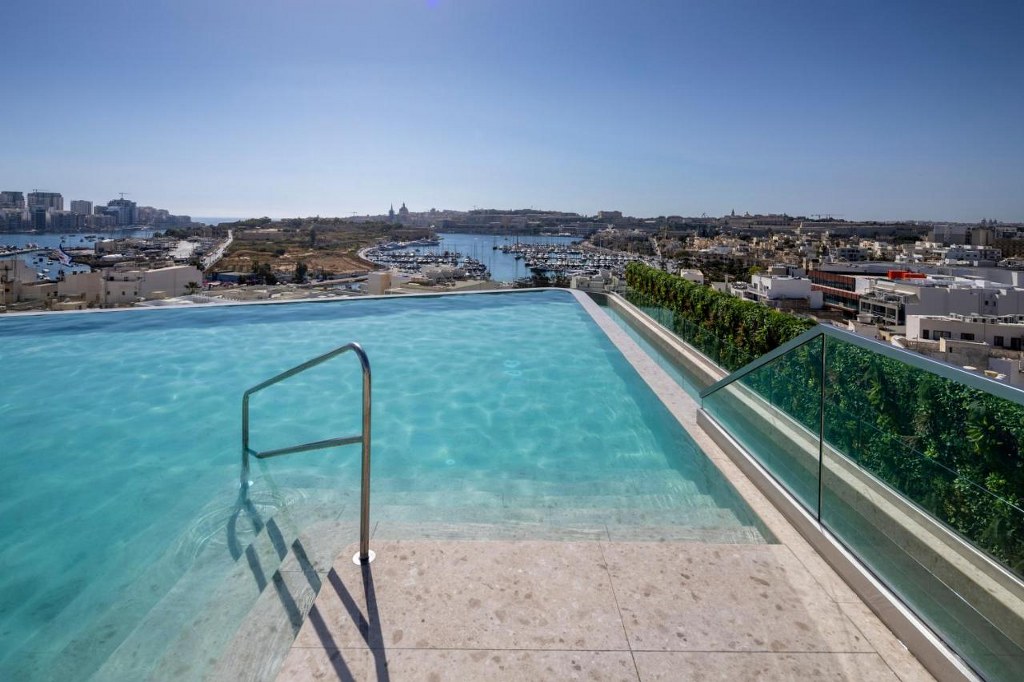 Grands Suites Hotel Residence