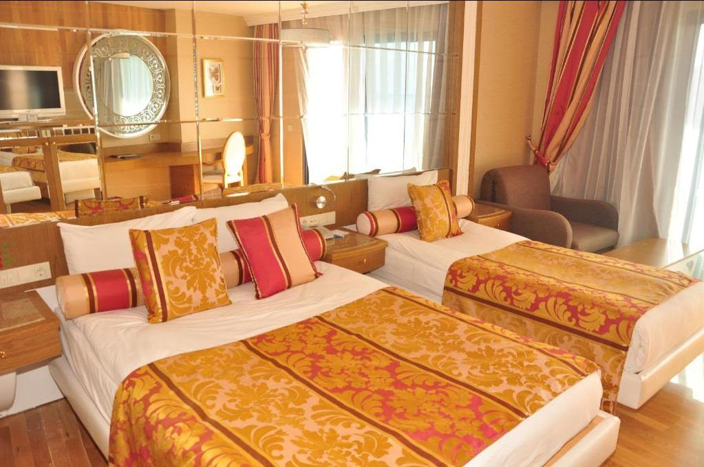 Granada Luxury Okurcalar