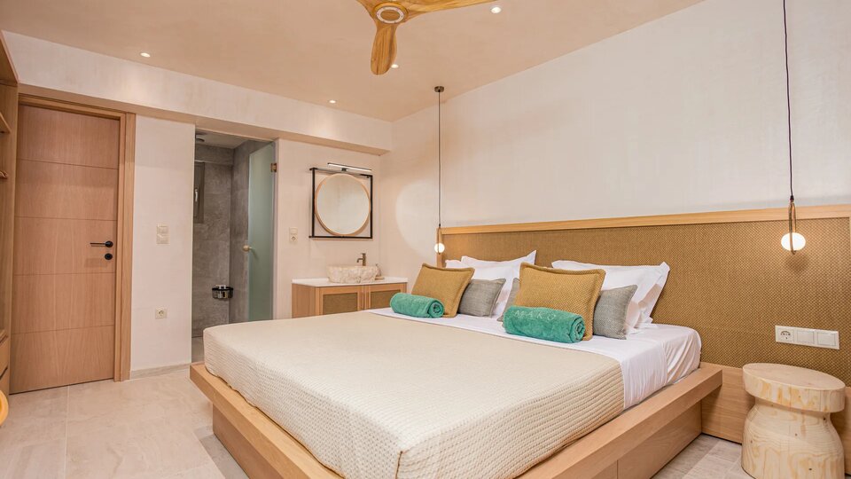 Mako Sea and Suites