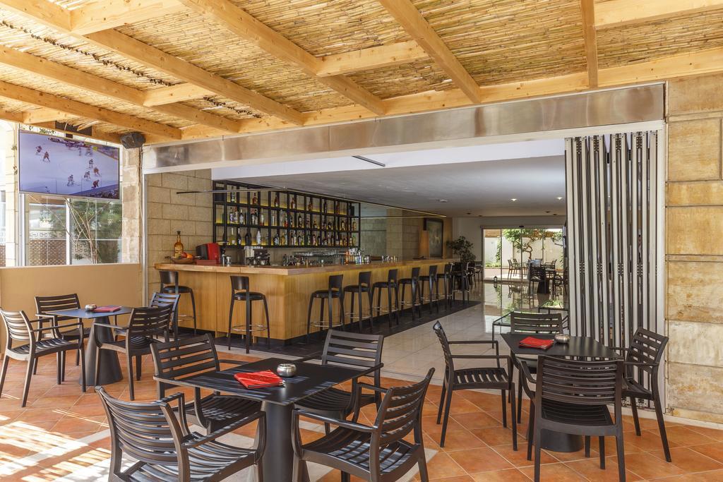Hotel Athena