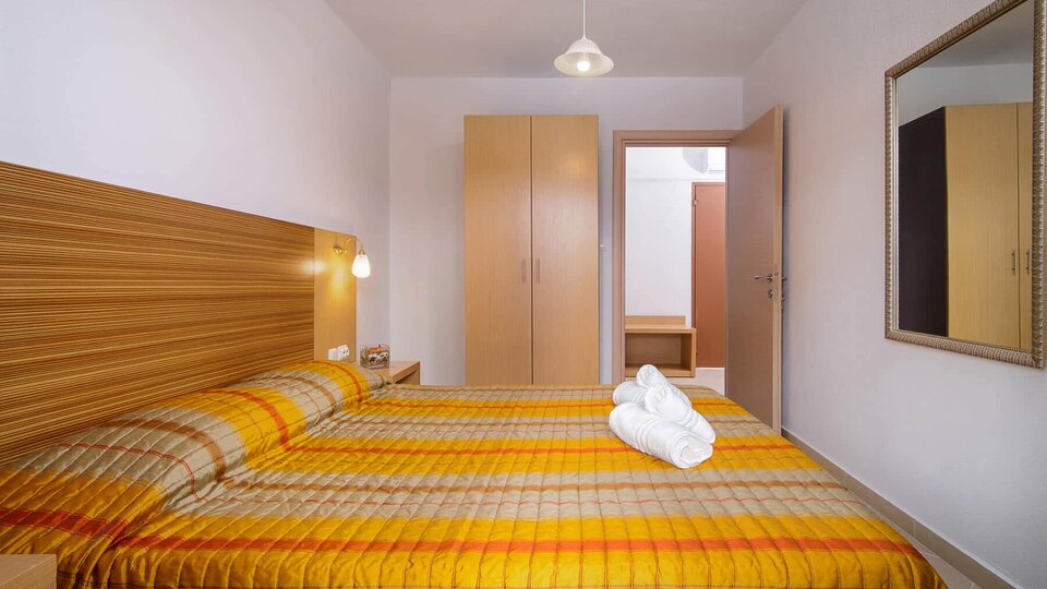Apanemia Apartments