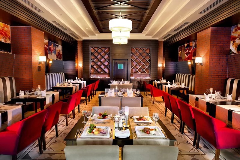 Crystal De Luxe Resort & Spa Hotel