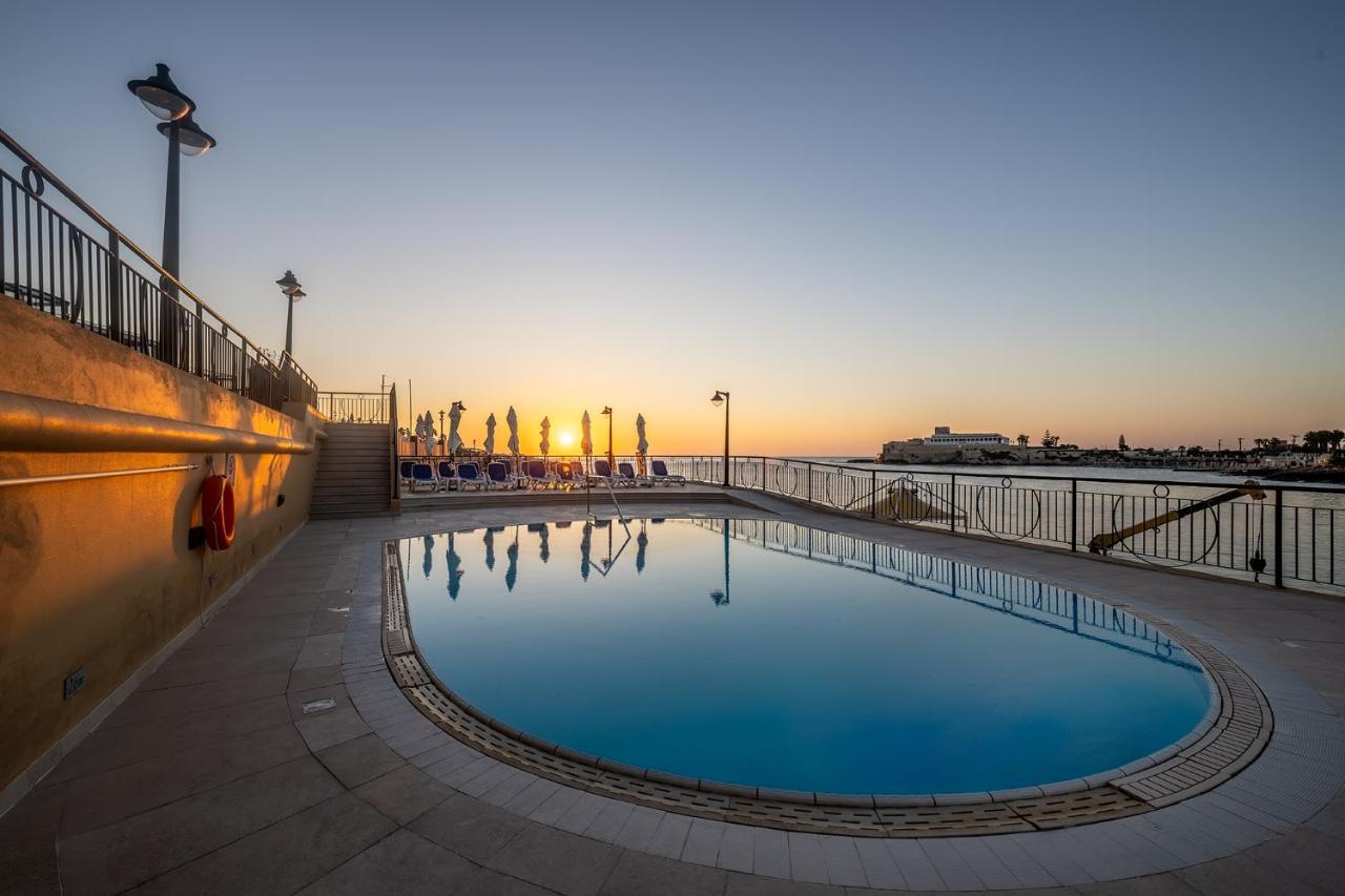 Hotel Marina Corinthia Beach Resort