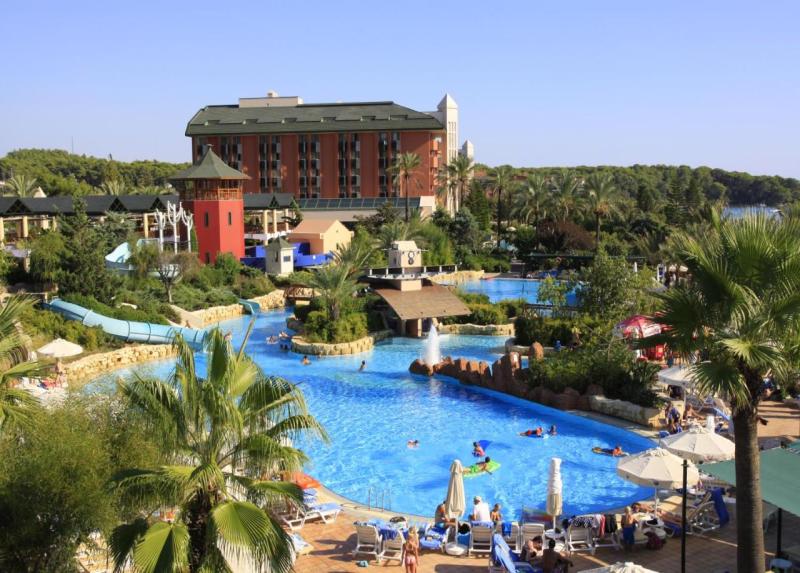 Aqi Pegasos Resort Hotel