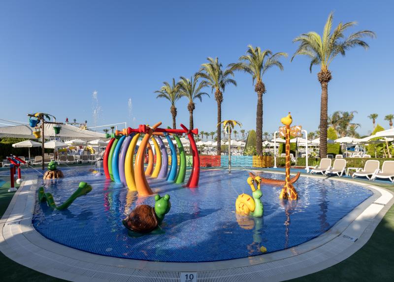 Miracle Resort Hotel