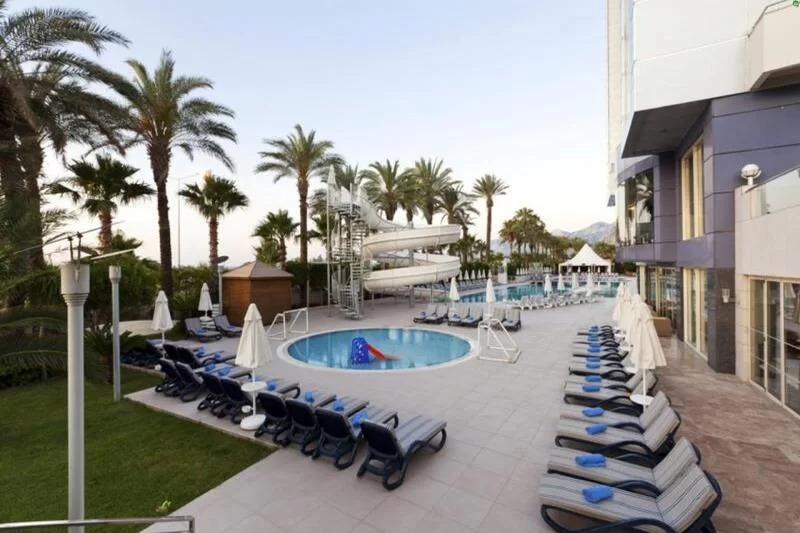 Portobello Resort & Spa Hotel