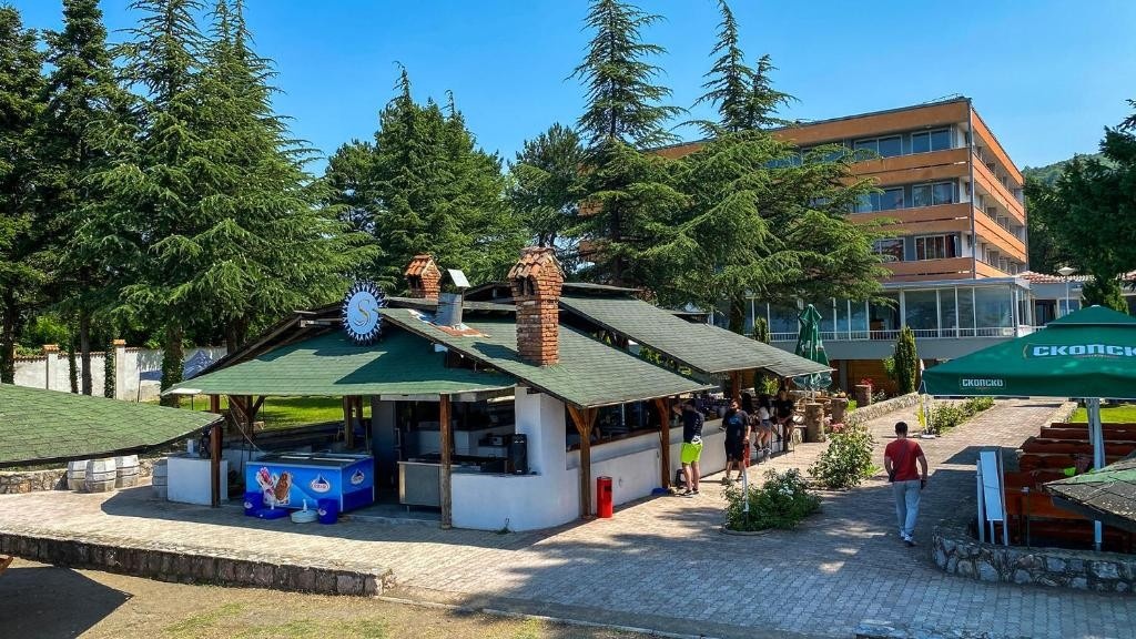 Hotel Slavija Beach Resort
