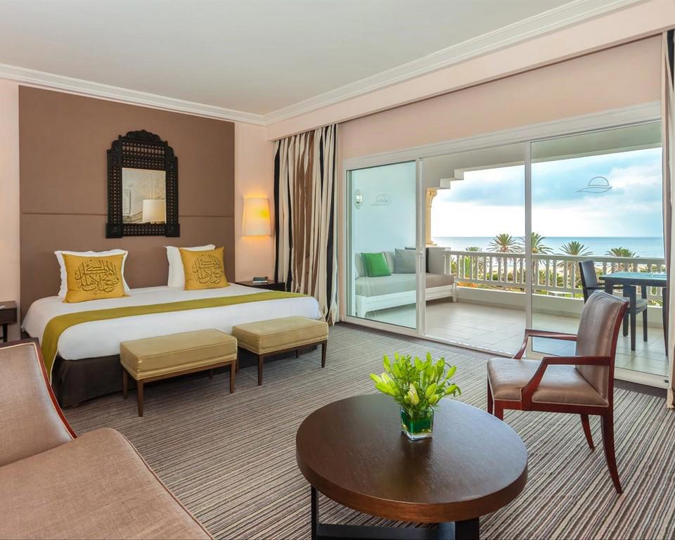 TUI Blue Oceana Suites
