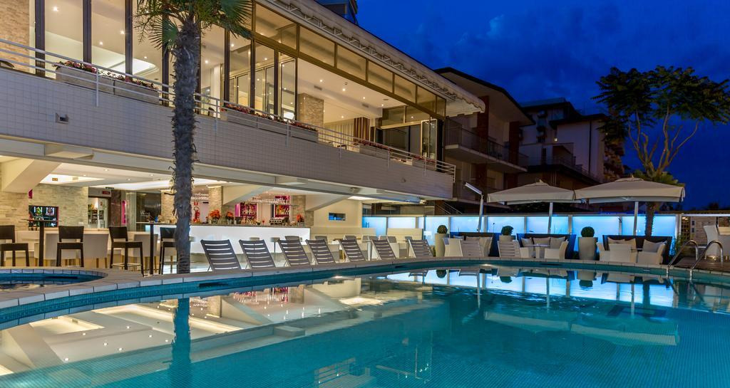 Hotel Rivamare