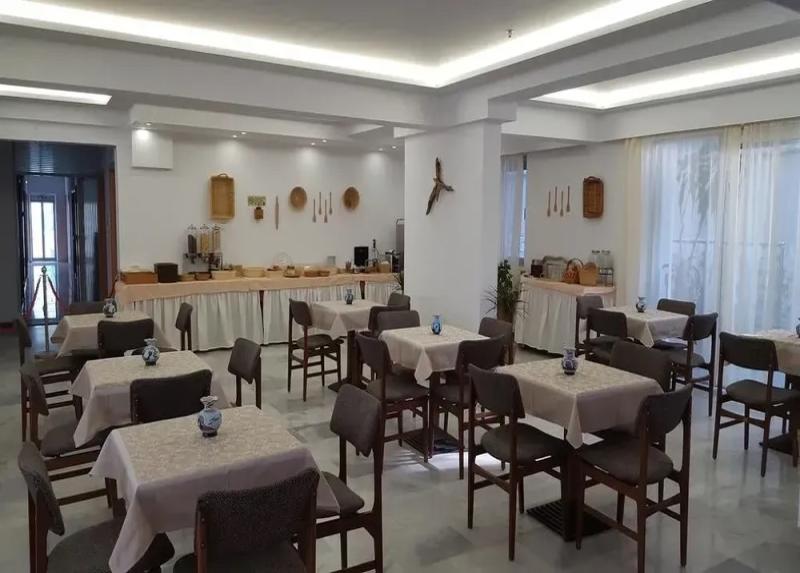 Pantheon City Hotel
