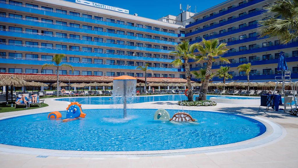 Tahiti Playa Hotel and Suites