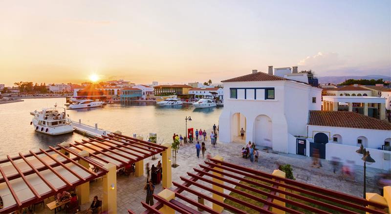 Kapetanios Limassol Hotel