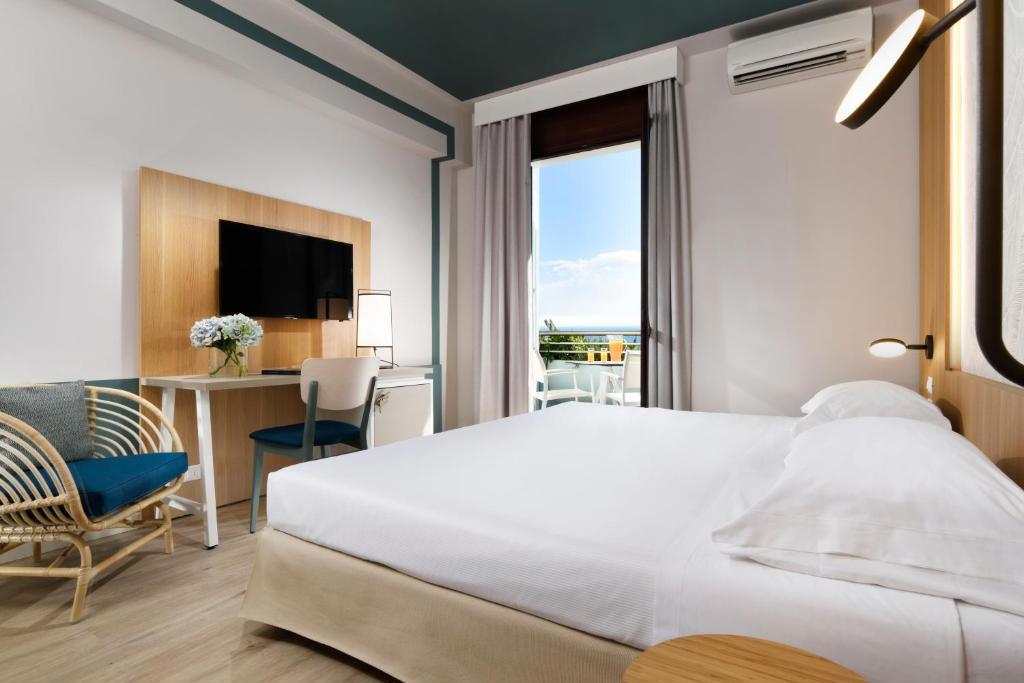 UNAHOTELS Naxos Beach