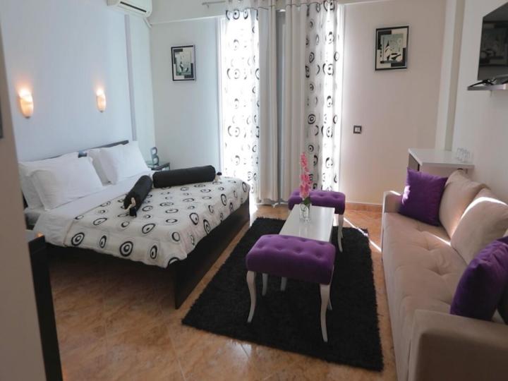 Hotel Oasis
