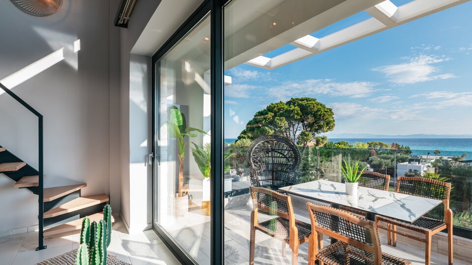 Cocooning Suites by Blue Carpet