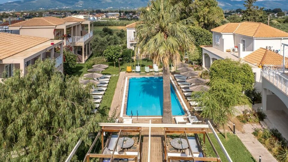 Aeolos Boutique Hotel & Suites
