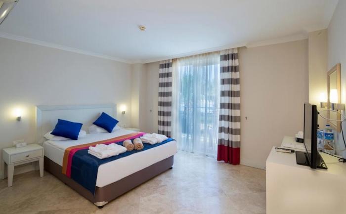 Hotel Crystal Boutique Comfort Collection