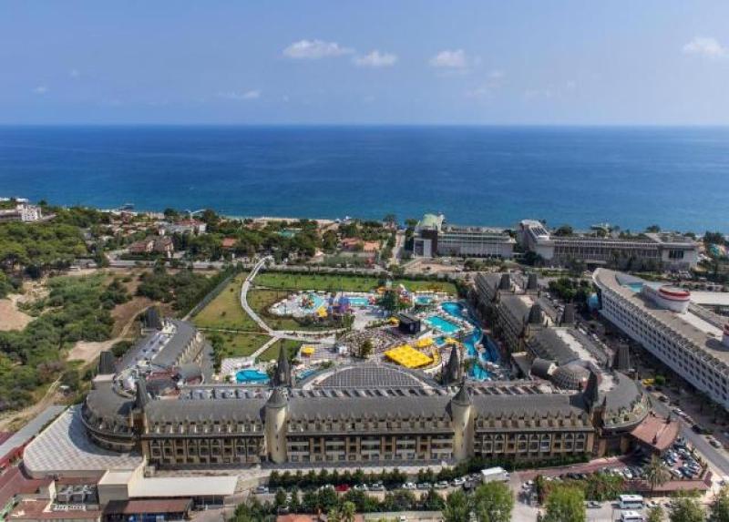 Crystal Prestige Elite Hotel