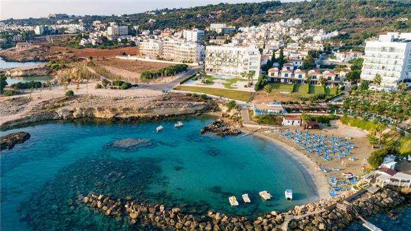 Cavo Maris Hotel