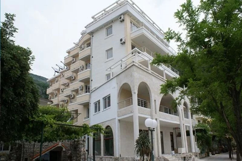 Obala Plus Hotel