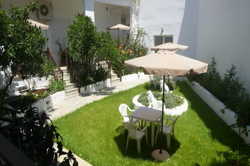 Vila Karafelas