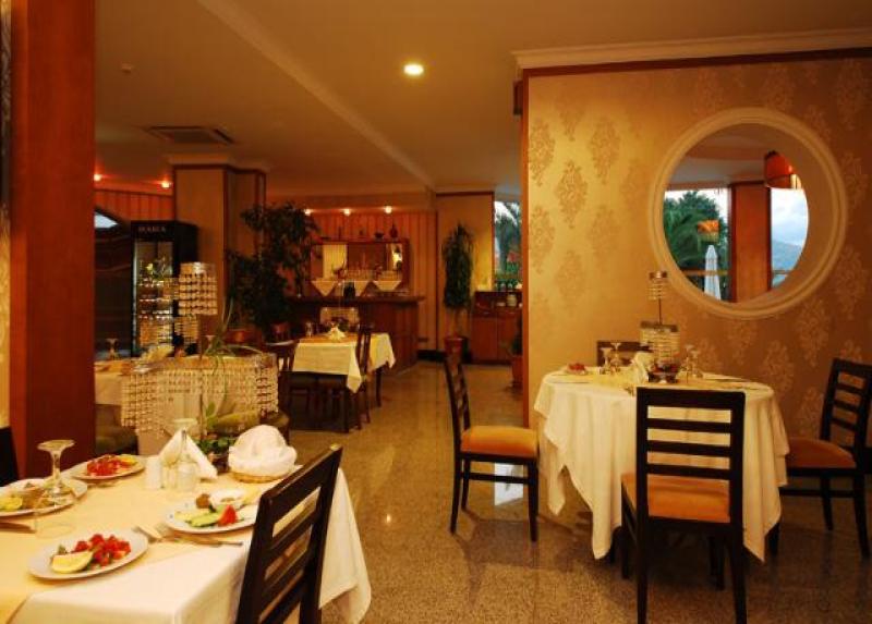 Pasa Beach Hotel