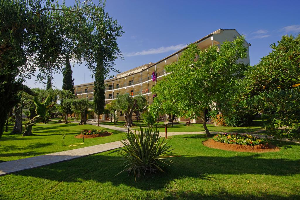 Delfinia Hotel 