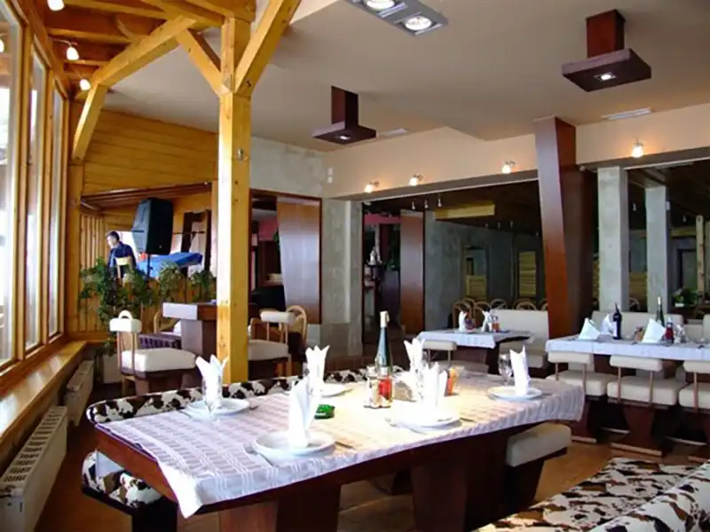 Hotel Dva Javora