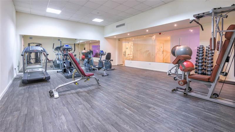 Melpo Antia Hotel and Suites
