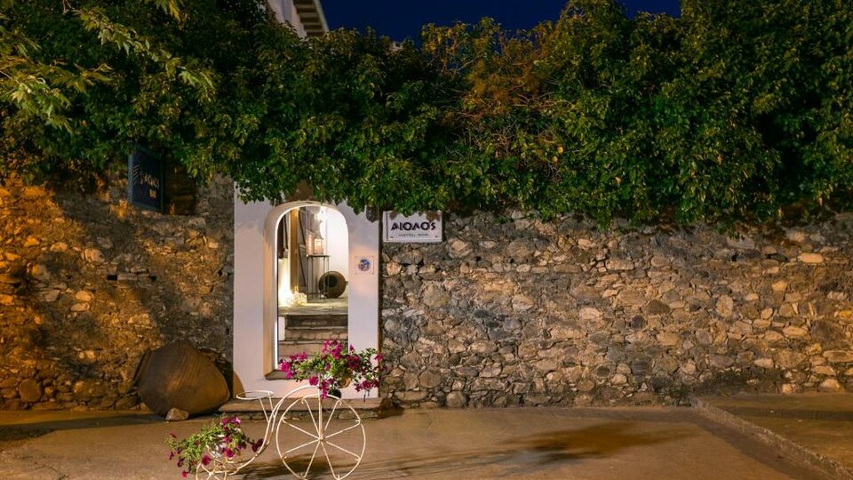 Aeolos Hotel & Villas 