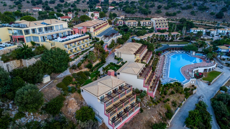 Apostolata Island Resort