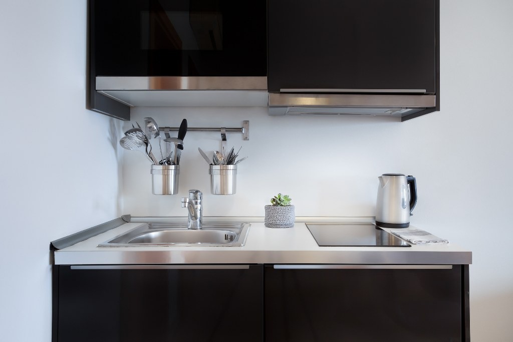 Plaza Regency Suites