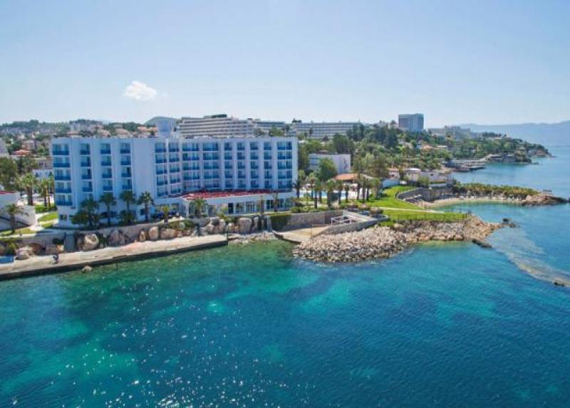 Le Bleu Hotel & Resort Hotel