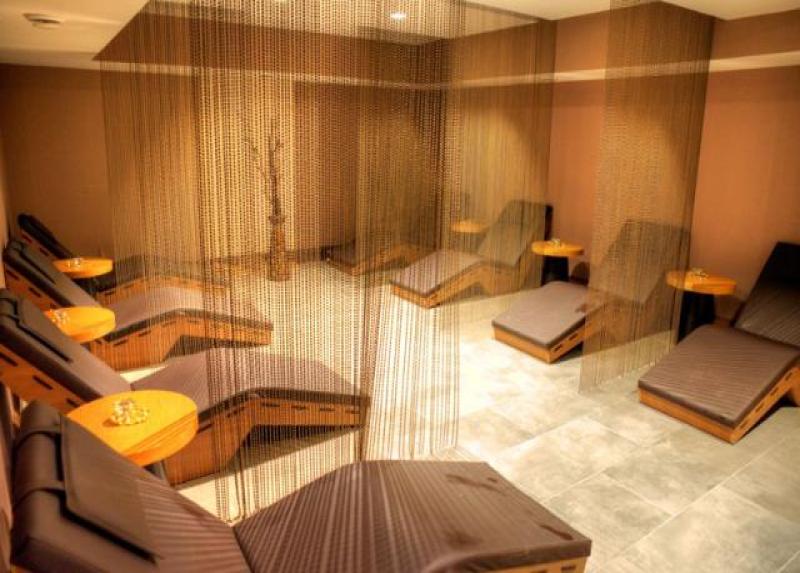 Le Bleu Hotel & Resort Hotel