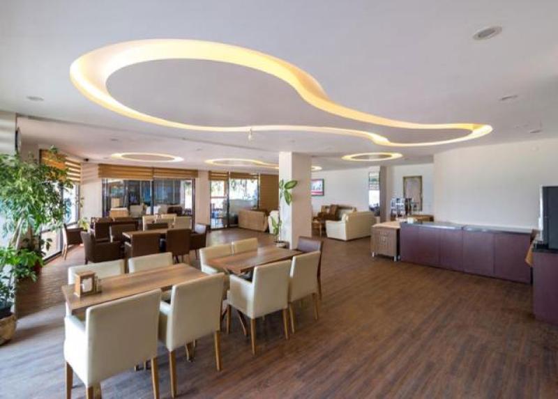 Sunday Beach Hotel