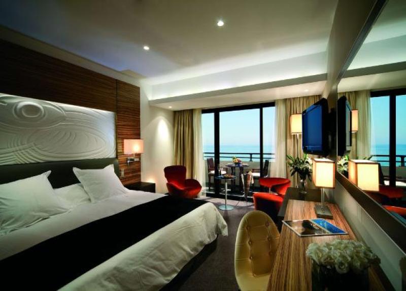 Amathus Beach Hotel
