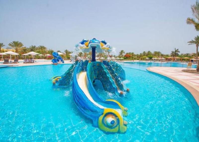 Pharaon Azur Resort Hotel
