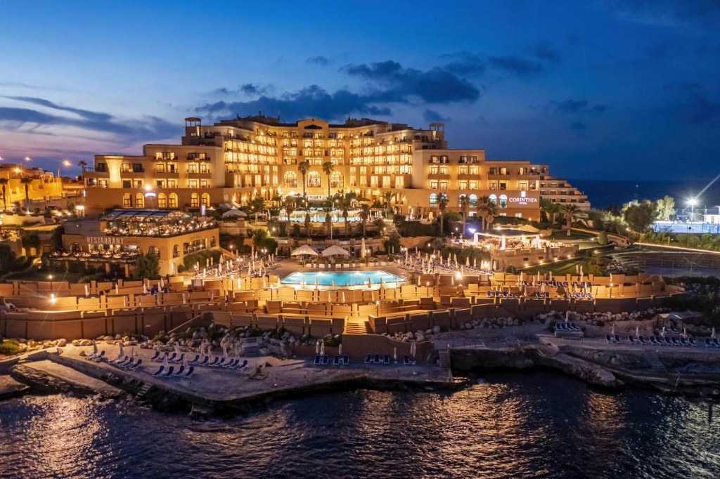 Hotel Corinthia St.Georges Bay