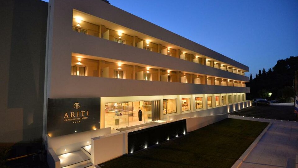 Ariti Grand 