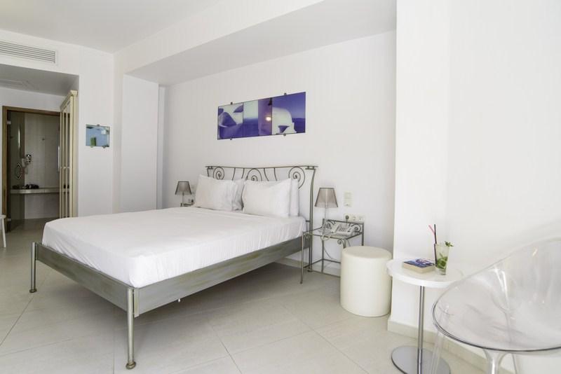 La Mer Deluxe Hotel