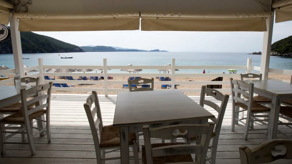 Enjoy Lichnos Bay Village