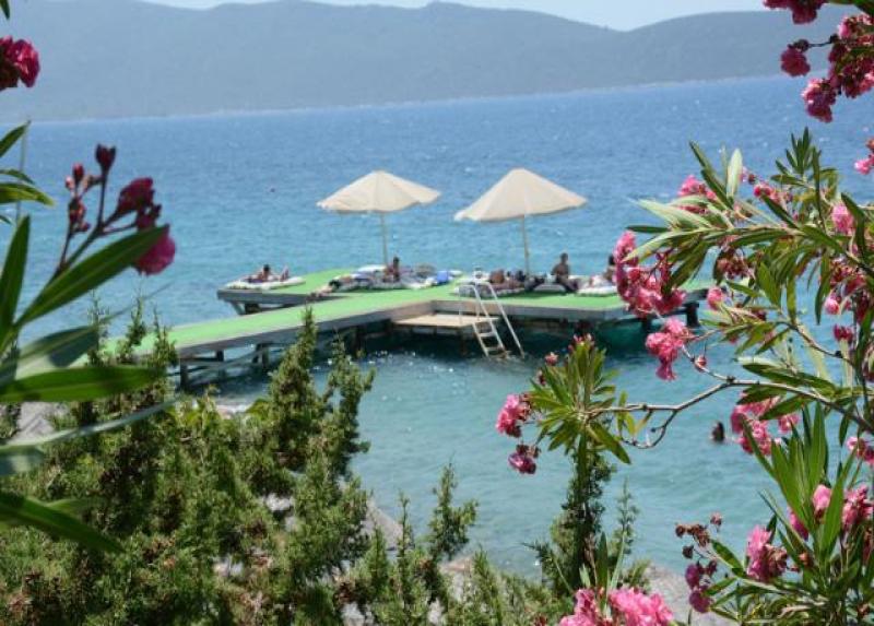 Forever Club Hotel