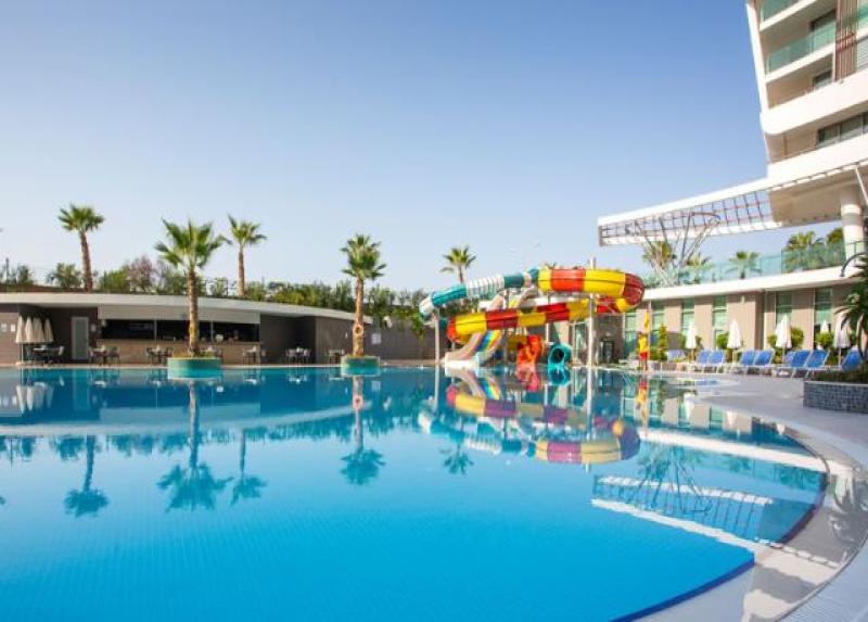 Xoria Deluxe Hotel