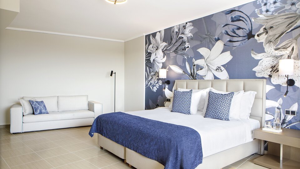 Hotel Ajul Luxury Hotel and Spa Resort