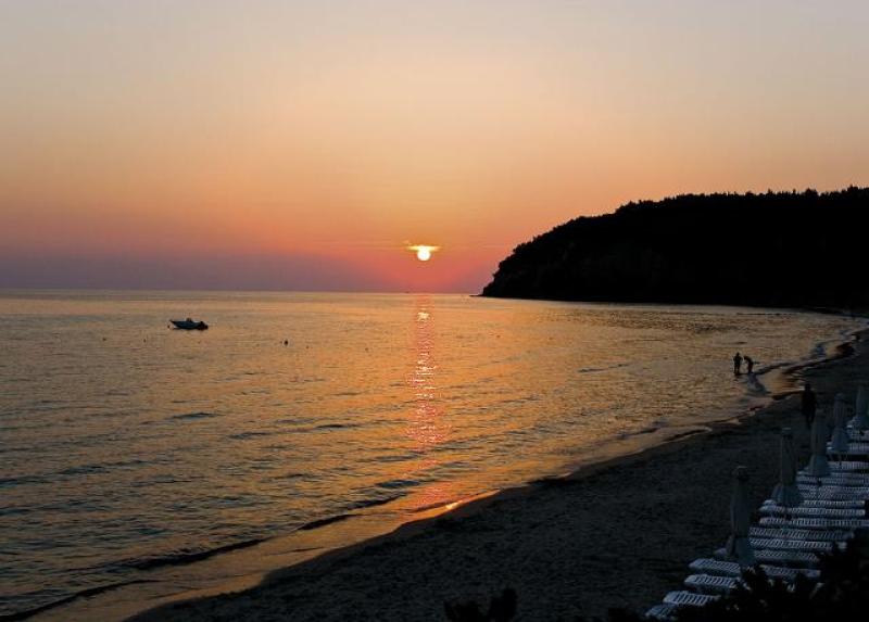 Simantro Beach Hotel