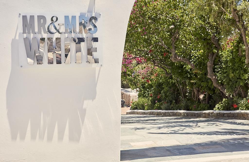 Mr & Mrs White