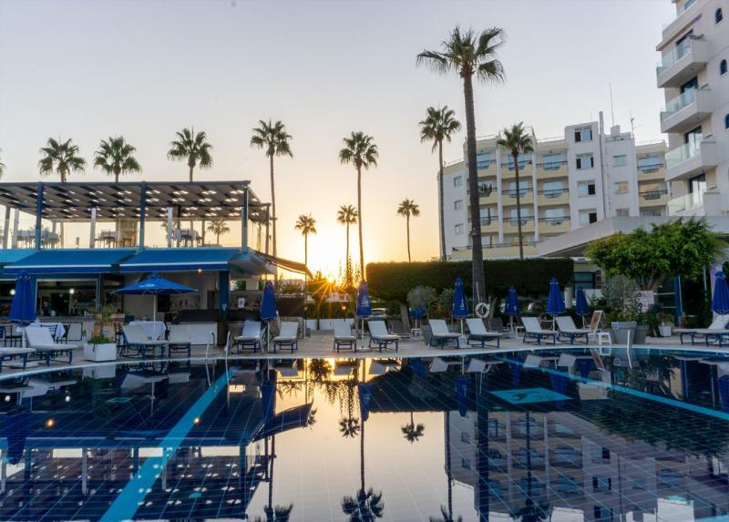 Anonymous Beach Adult 16+ Hotel