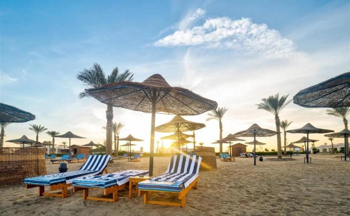 Hotel Amarina Queen Resort and Park