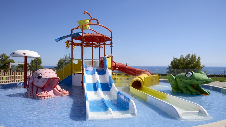 Hotel Ajul Luxury Hotel and Spa Resort